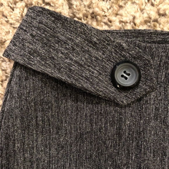 ‘SOLD’ BRAND NEW Dark Charcoal Grey Skirt NWOT - Picture 5 of 8